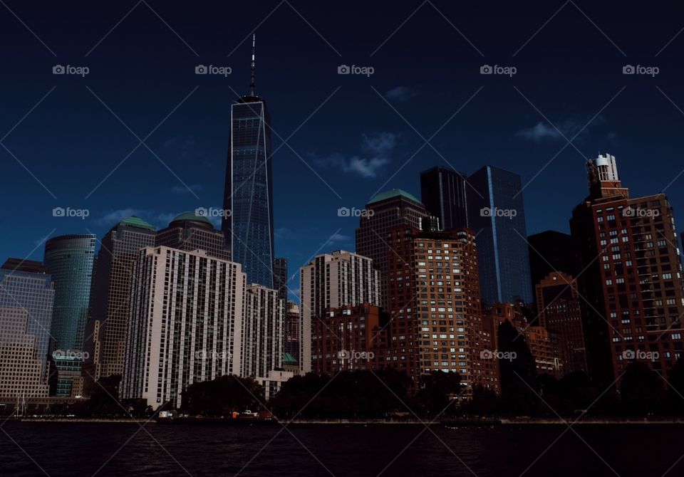 Landscape photo of New York City, Downtown New York, building ms of New York, View from the water, riding on a boat in New York, boat rides, landscape photography in the city, landscape with buildings 