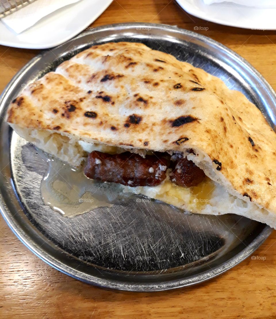 Cevapi u somunu