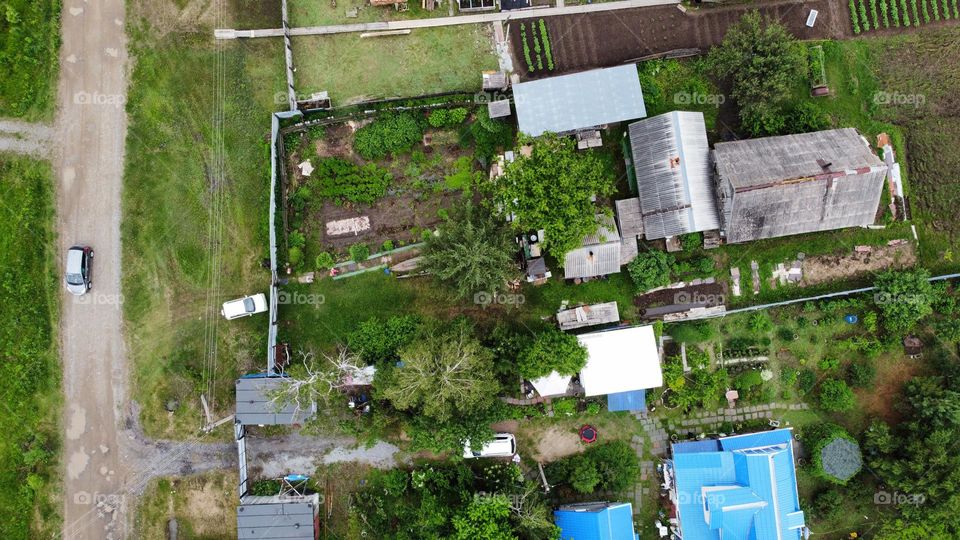 Сверху вниз 