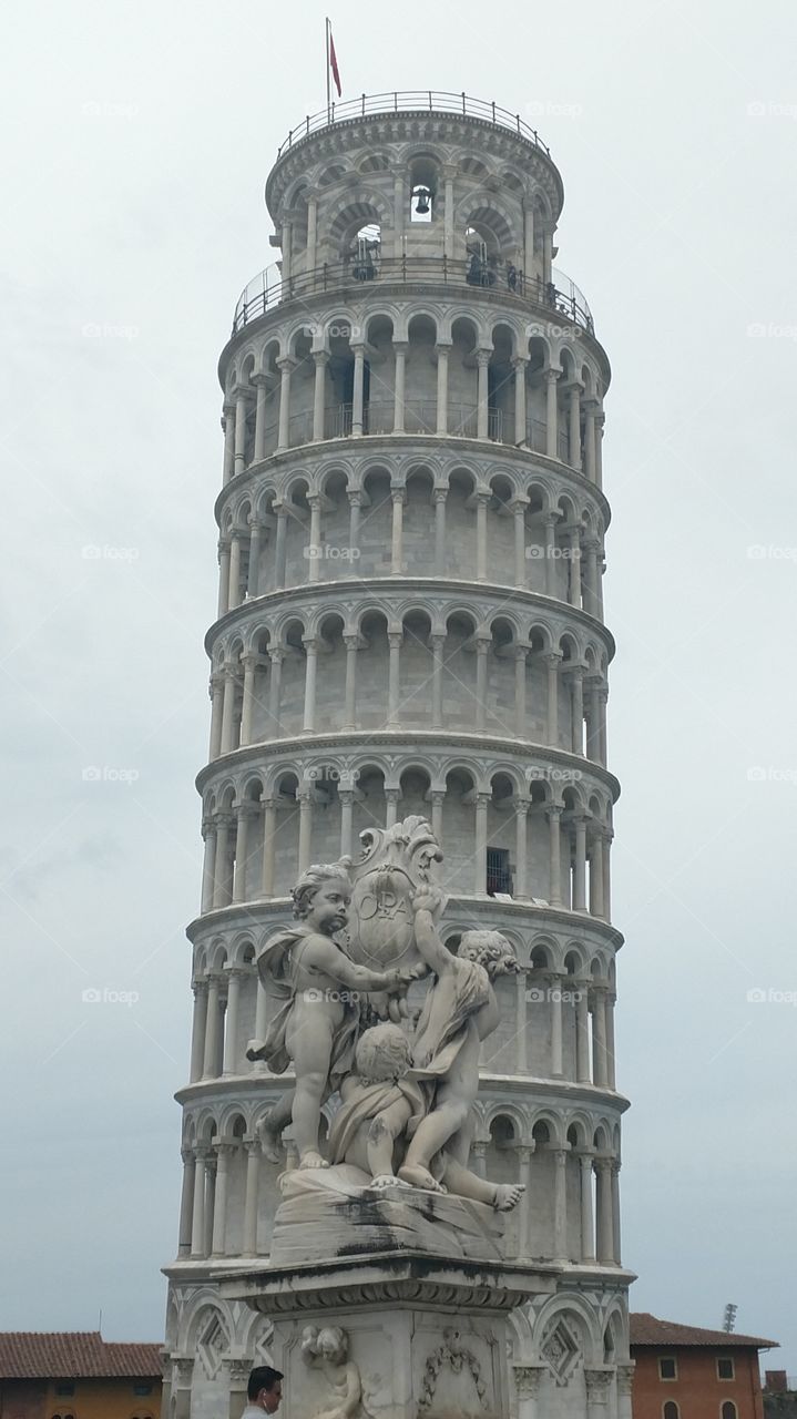 The tower of Pisa!