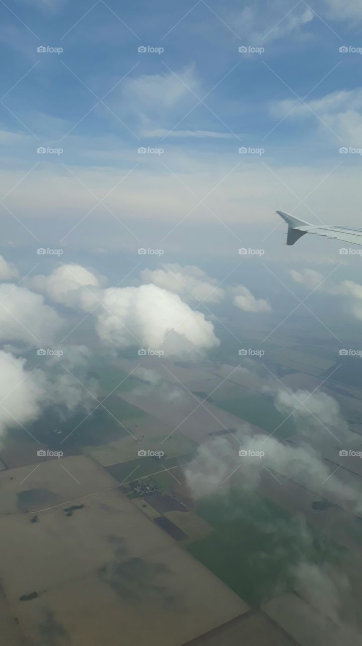 vuelo avión nubes