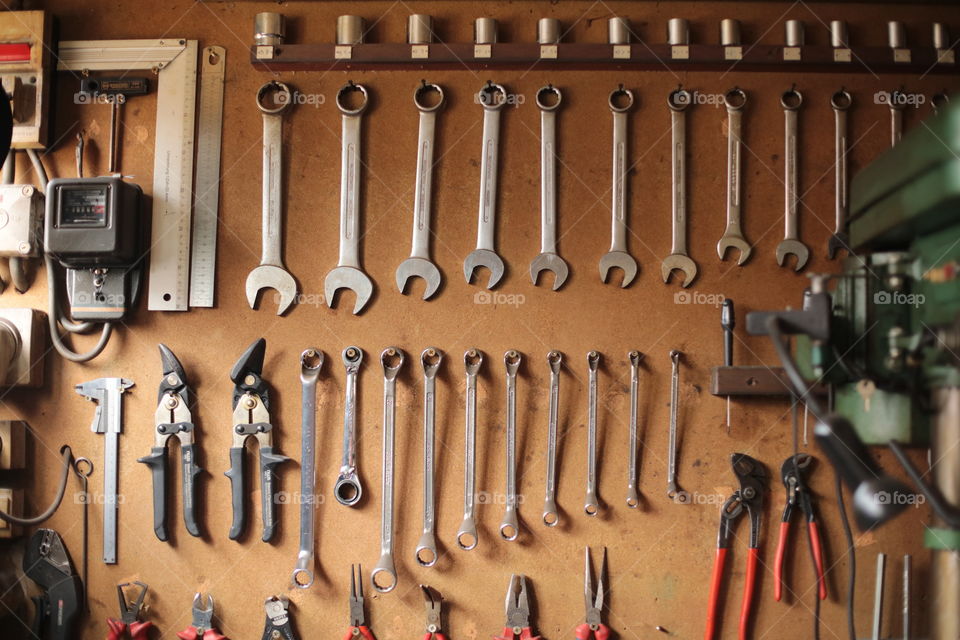 workshop and tools are mine
hobby