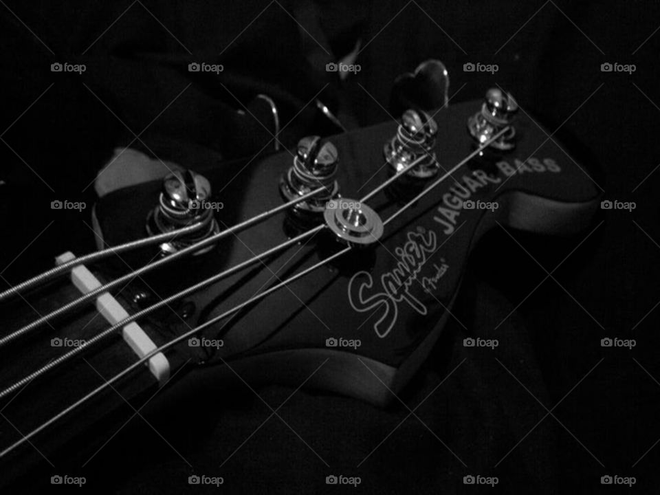 Fender Squire Jaguar Bass Head