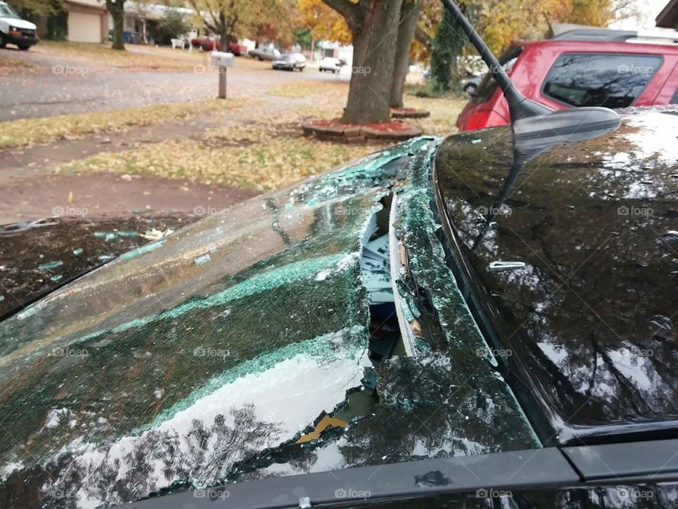 Broken Glass windshield