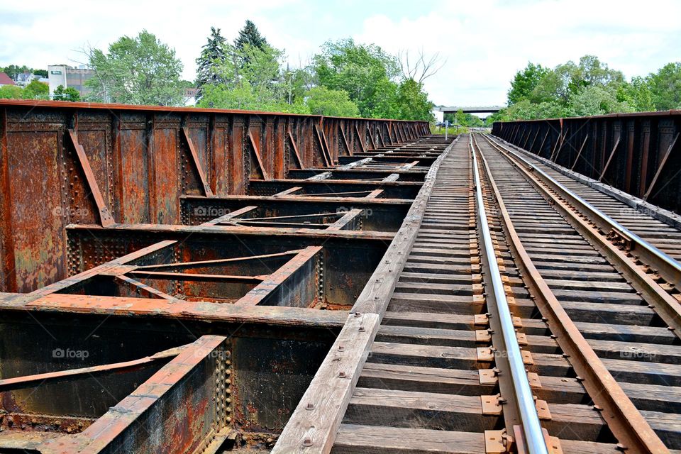 Triangular railroad trusses - Geometry is a type of math that deals with points, lines, shapes, and surfaces.
Examples are Circles, Rectangles, and Triangles. A triangle is a closed, 2-dimensional shape with 3 sides, 3 angles, and 3 vertices