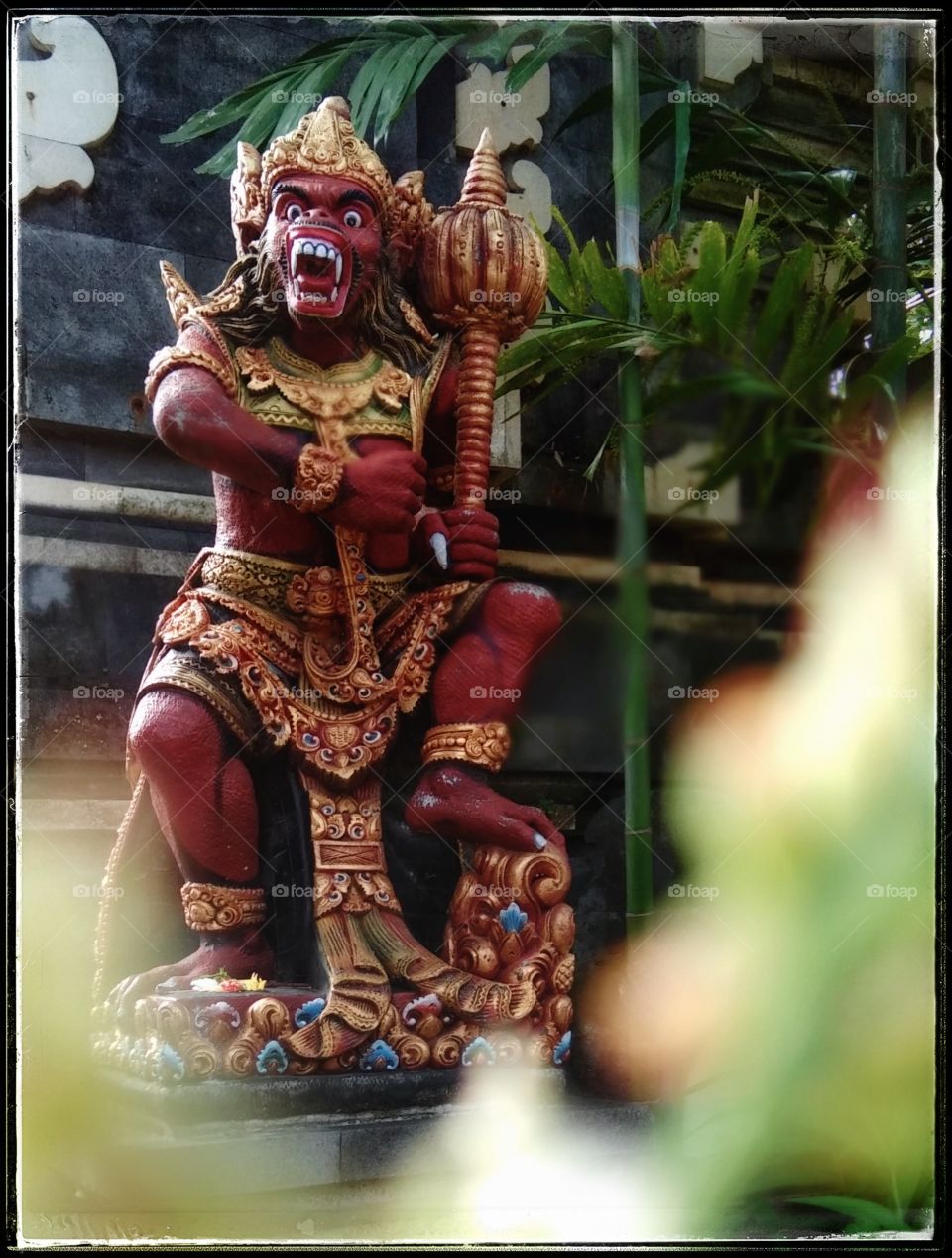 simbol ke angkara murkaan.. di ukirkan lewat patung Rahwana.. in Indonesia