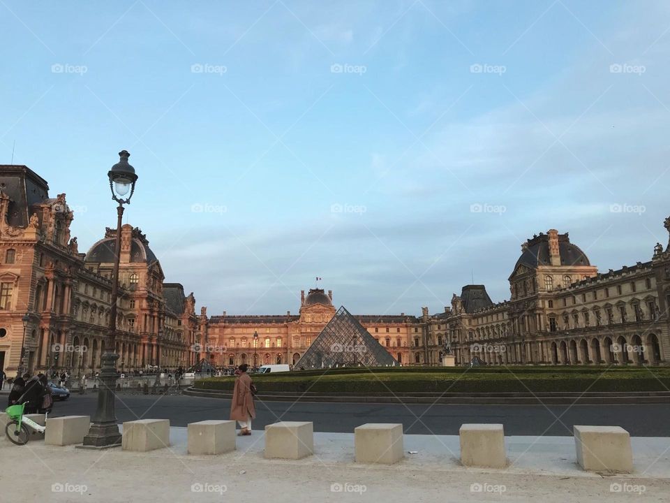 Paris zone1 pyramide 