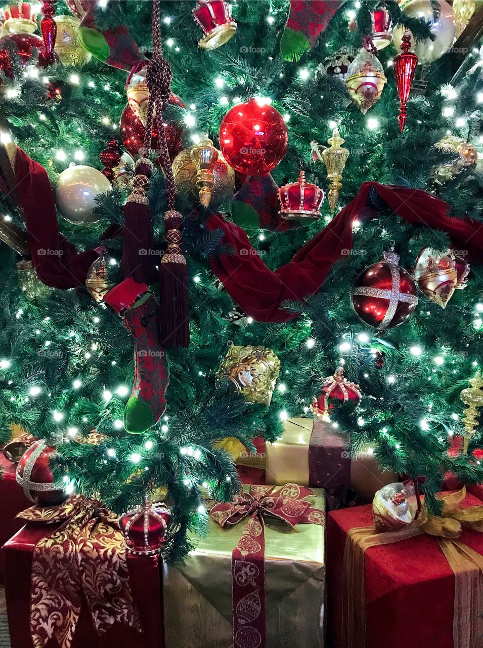 Beautifully decorated Christmas tree