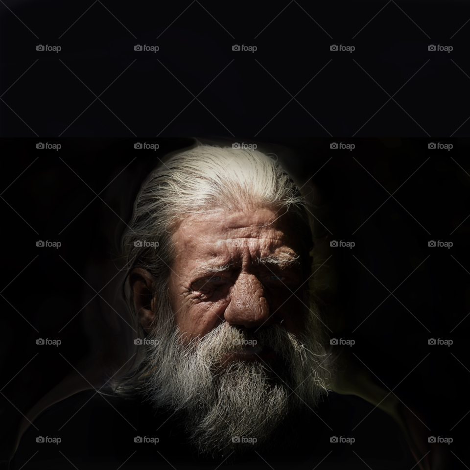 man portrait homeless madrid by Rafutti