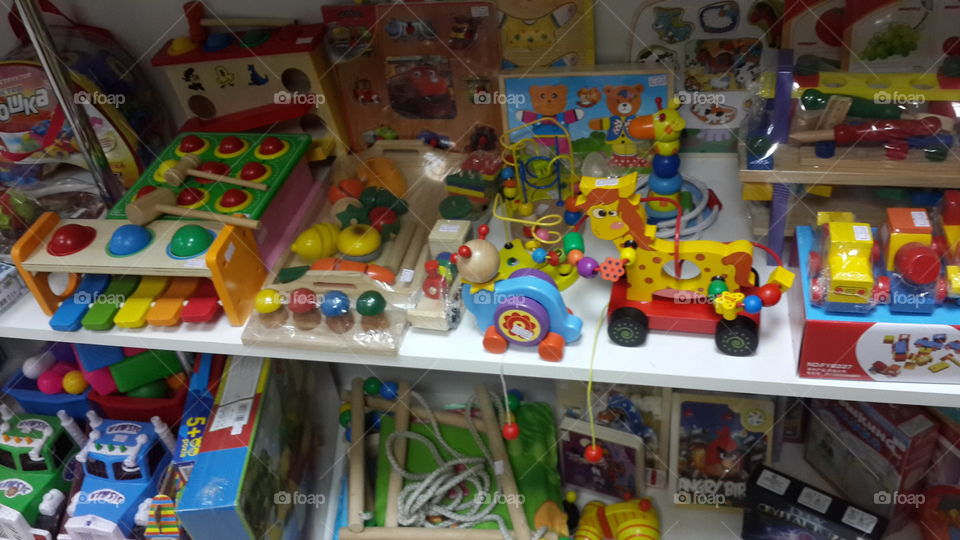 toys