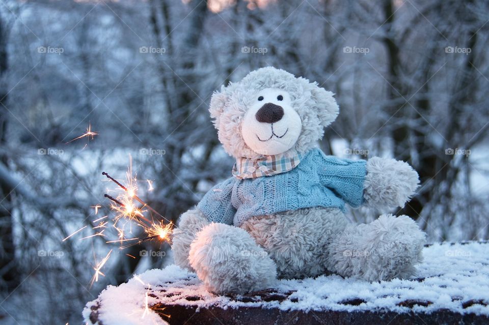 Teddy bear with sparkler 