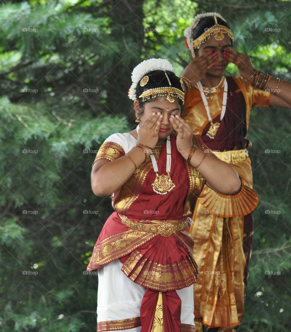 Indian dancers