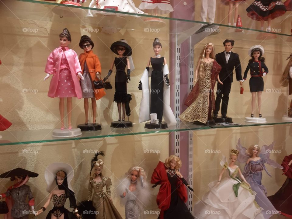 The magic world of dolls