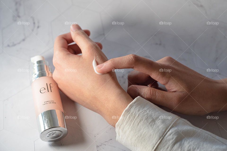 Elf poreless primer