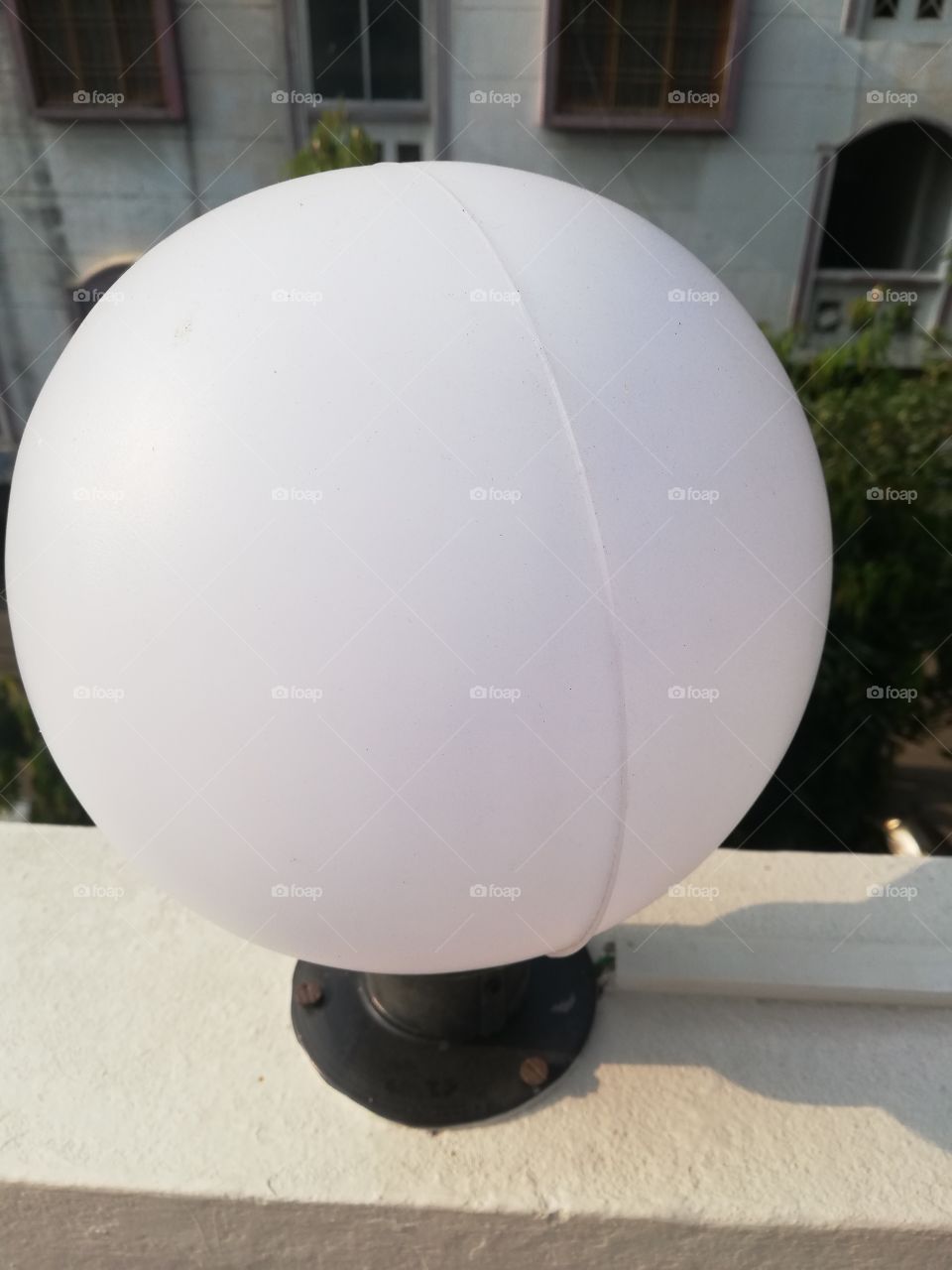 circular light on the terrace