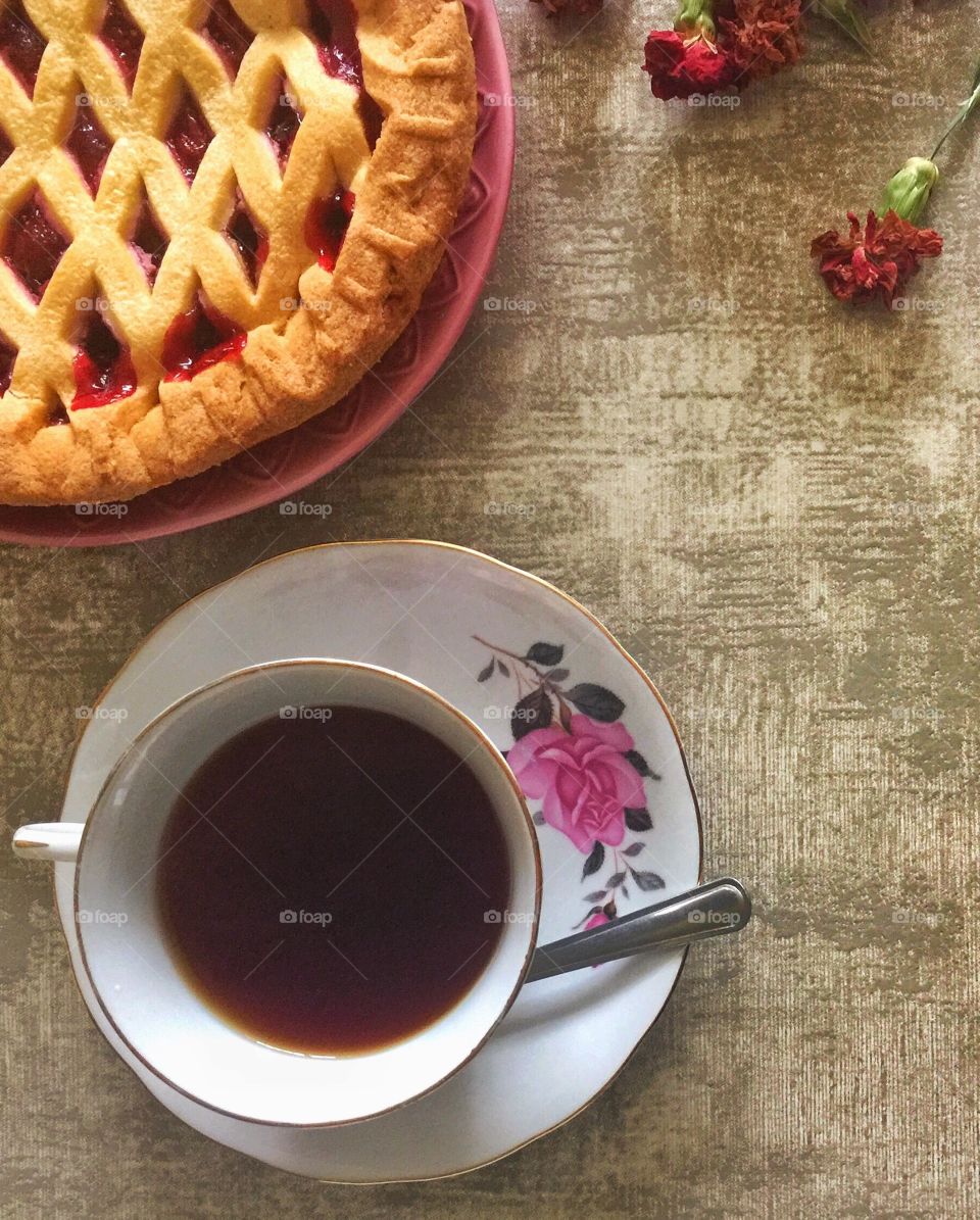Tea with cherry pie