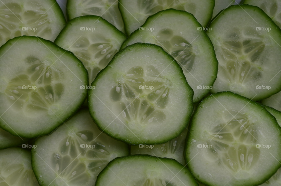 cucumbers slices