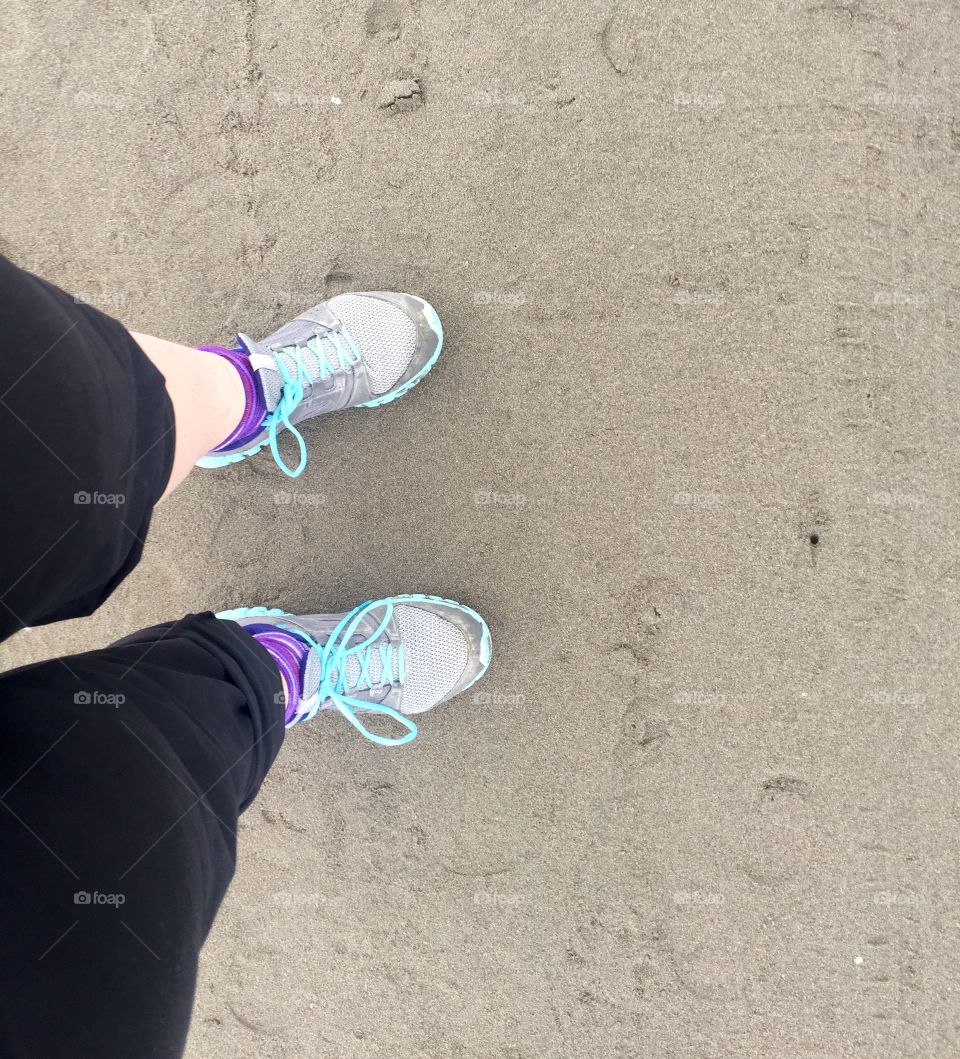 Long walk on the beach is always fun 🕴🌊☀️