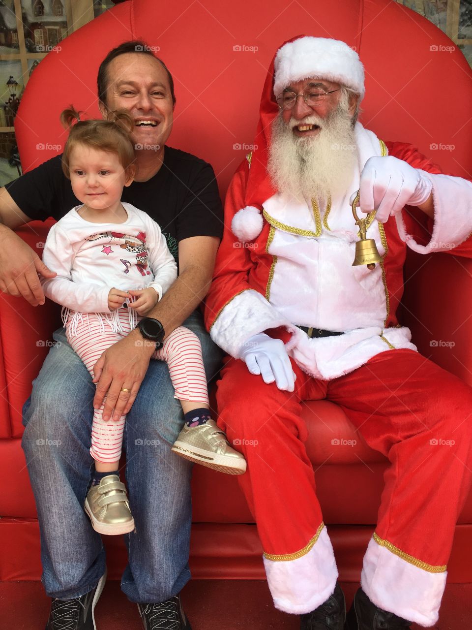 🇺🇸 December can't be missing ... Santa Claus!  Christmas season and fun, especially for children. / 🇧🇷 Dezembro não pode faltar... Papai Noel! Época de Natal e diversão, especialmente para as crianças. 