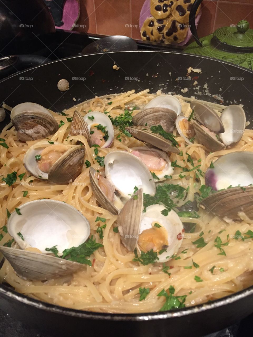 Clams in a white wine sauce 