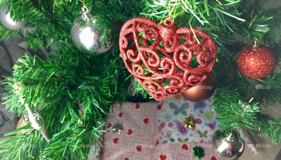 Christmas red heart 