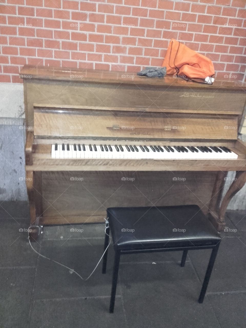 free station piano