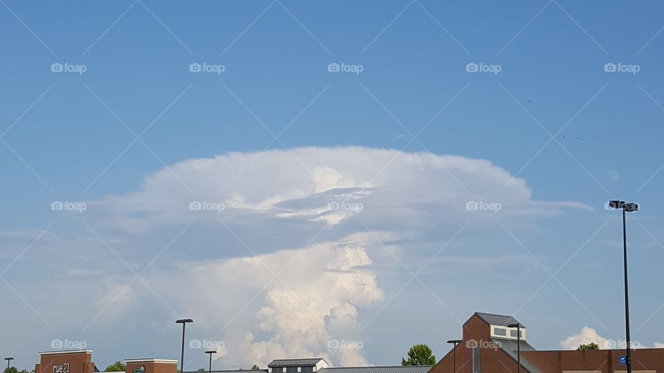mushroom shaped cloud