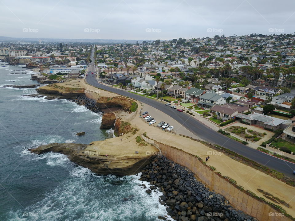San Diego is a city on the Pacific coast of California known for its beaches, parks and warm climate. Immense Balboa Park is the site of the renowned San Diego Zoo, as well as numerous art galleries, artist studios, museums and gardens. A deep harbor is home to a large active naval fleet, with the USS Midway, an aircraft-carrier-turned-museum, open to the public.
Weather: 20°C, Wind NW at 10 km/h, 74% Humidity
Local time: Wednesday 11:26 PM