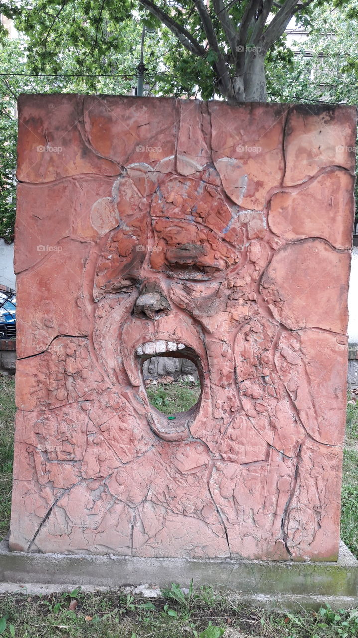 sculptures of a mean's scream