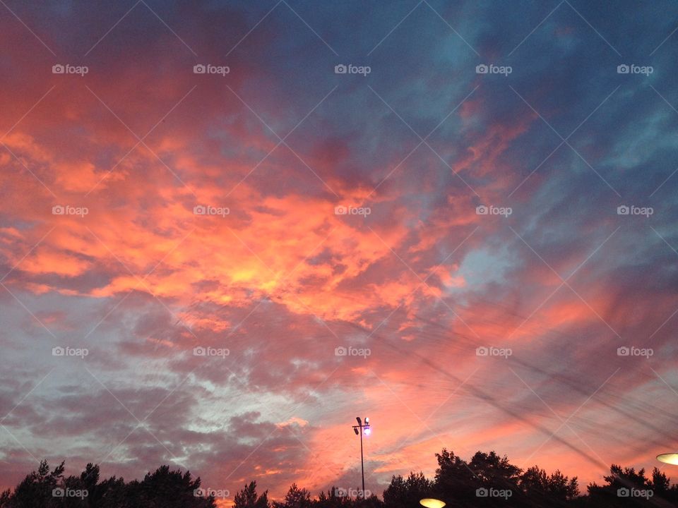 Pink and blu clouds on sunset