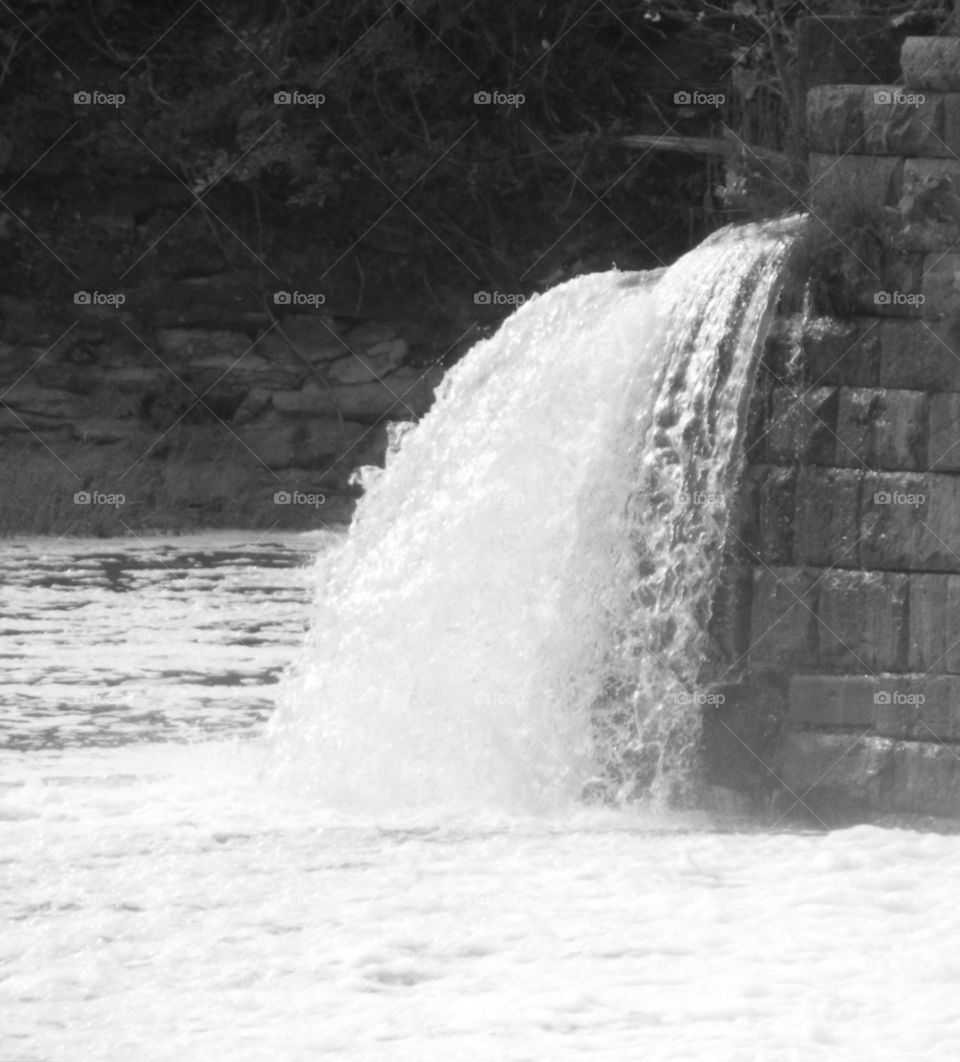 James river dam black and white