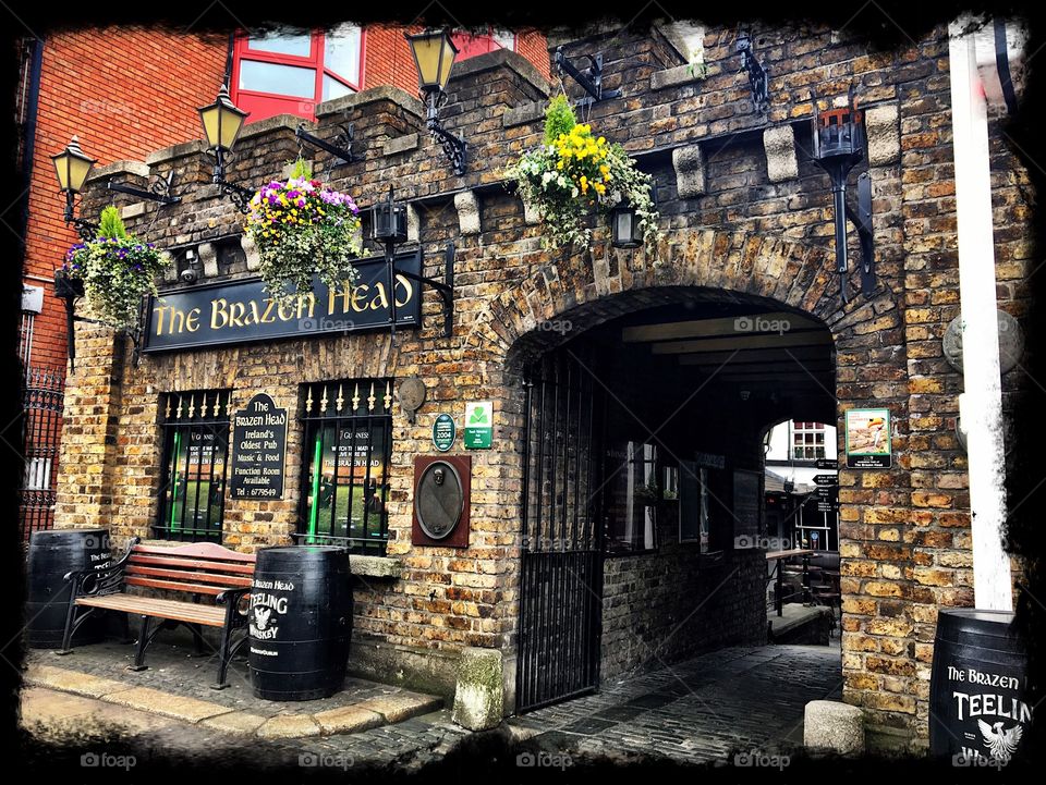 The Brazen Head Pub/Tavern in Ireland. Old. 