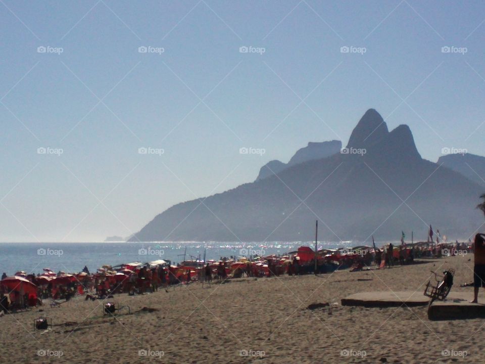 Ipanema. Sunday on the beach