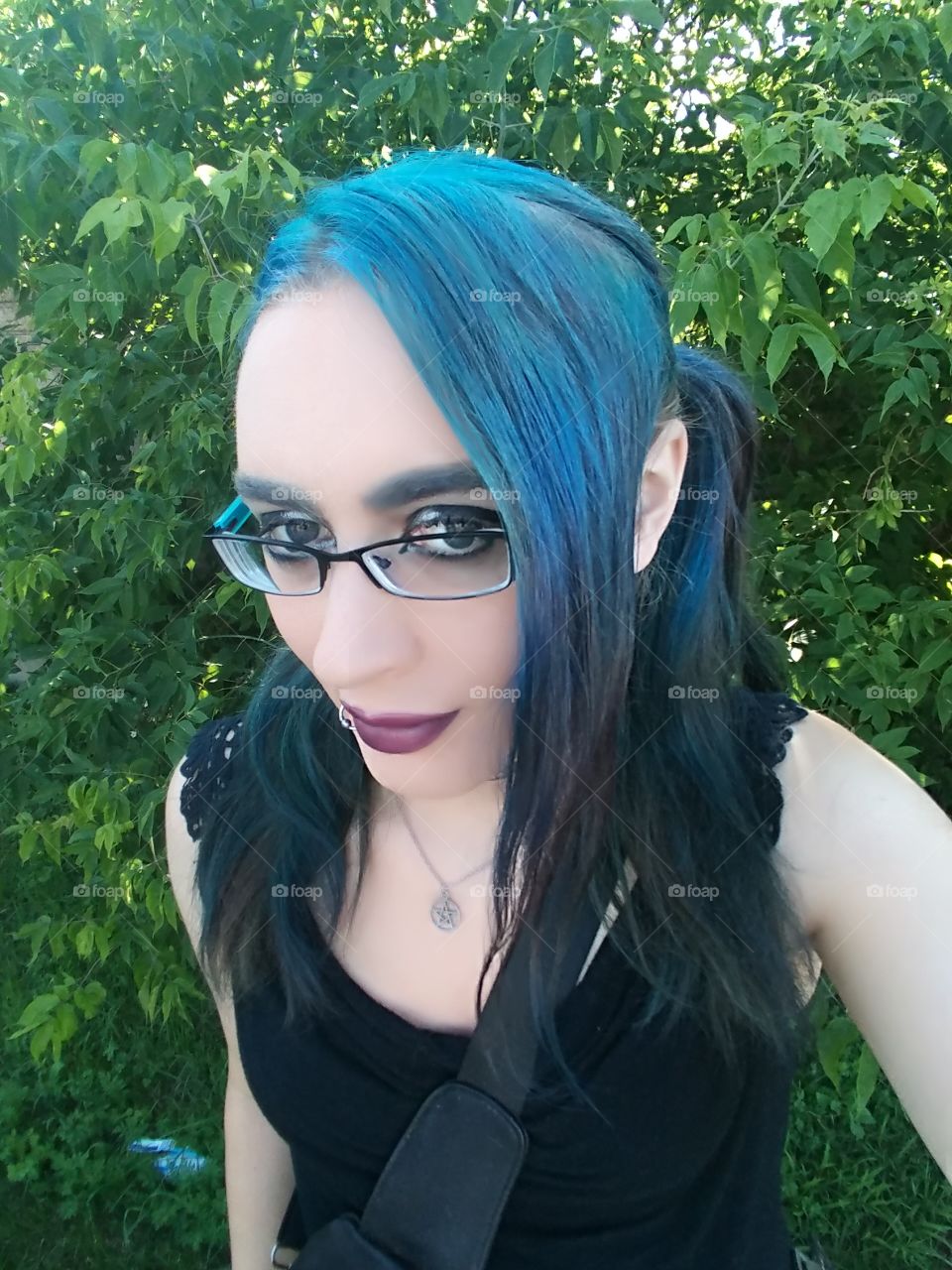 blue hair goth girl