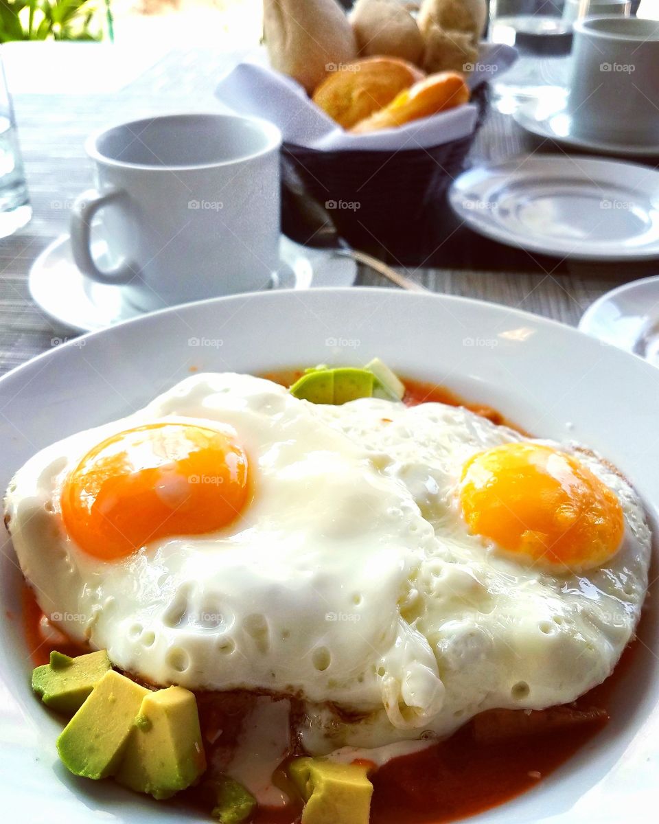 chilaquiles with eggs