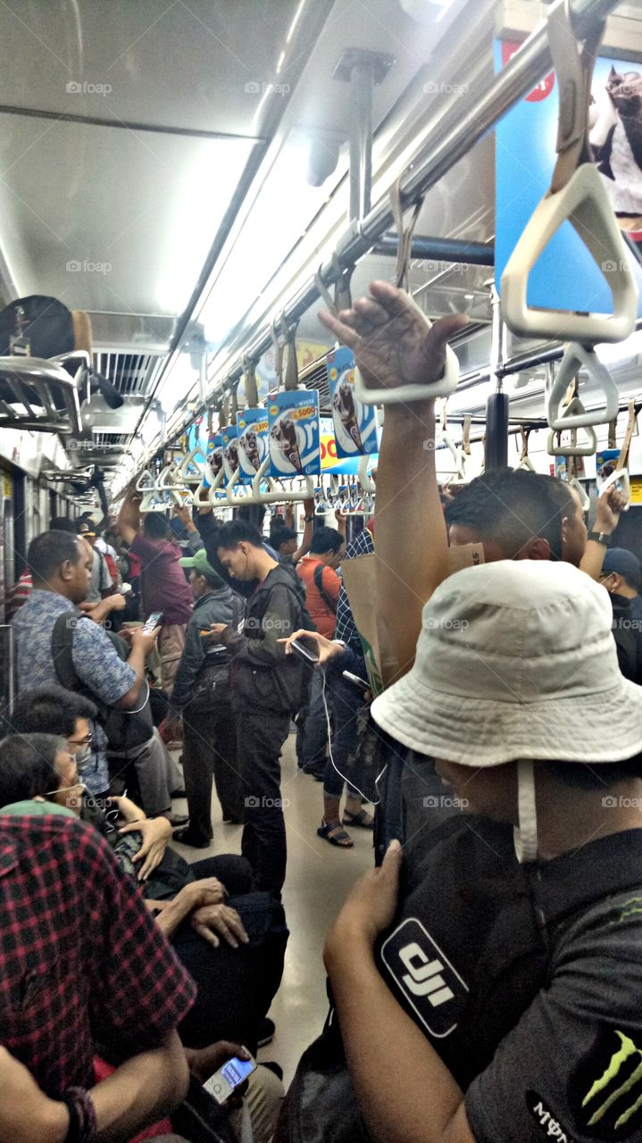 Commuter line or  electric train in Jakarta is fast transportation. 📷🚊