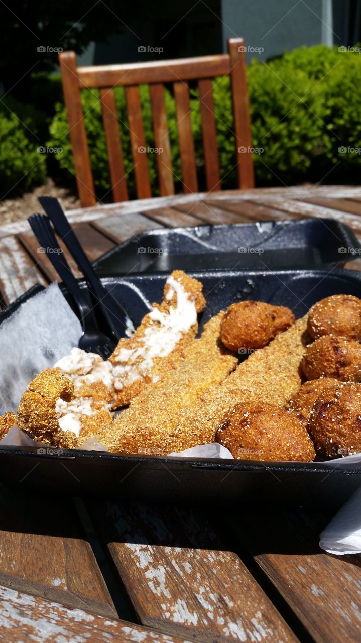 Fish and hush puppy picnic