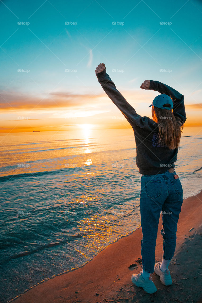 Blue sea and orange sky, it is all you need.