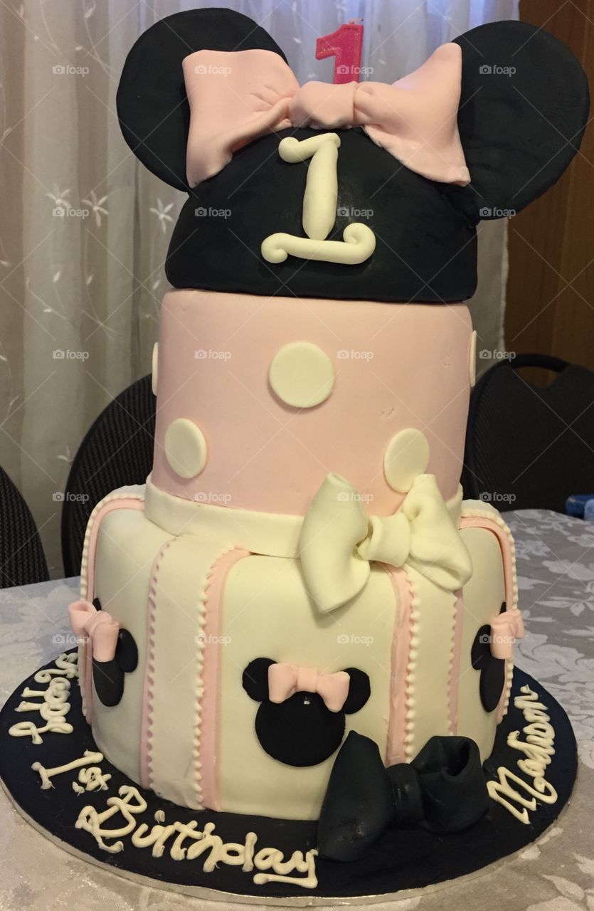 Minnie Mouse Birthday Cake