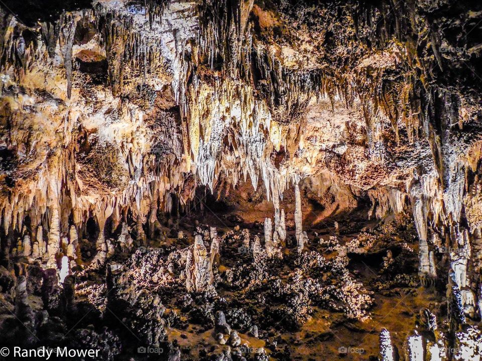 Lauray Caverns