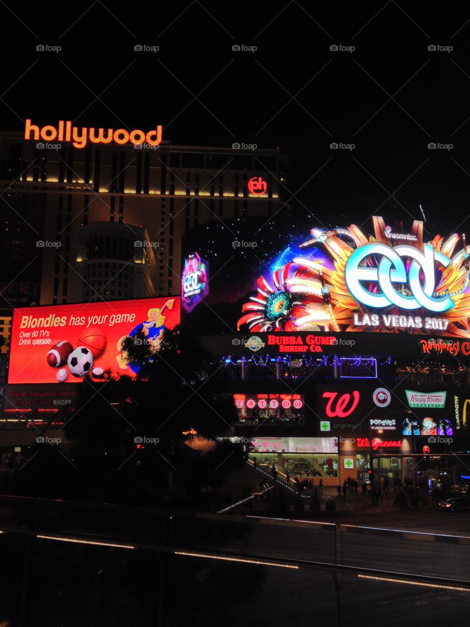 Las Vegas 

Published by:
HappyBrownMonkey 