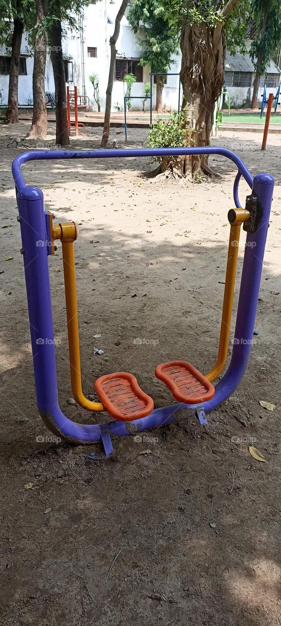 Iron Aerial Stroller