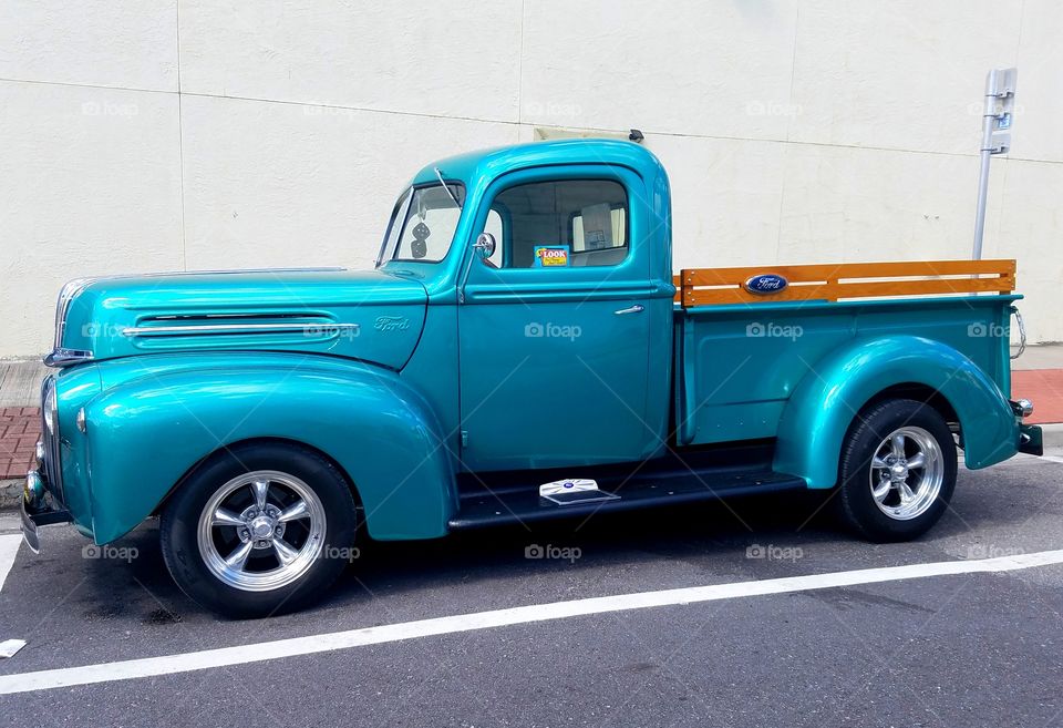 classic pick up truck