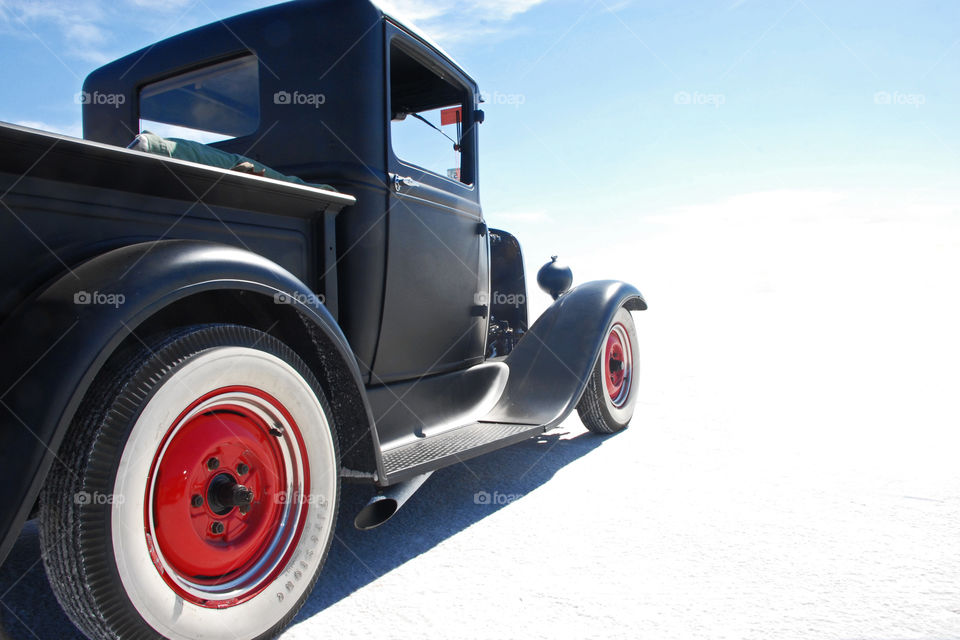 Model T ready to drive off into nowhere - Bonneville Salt Flats - Utah