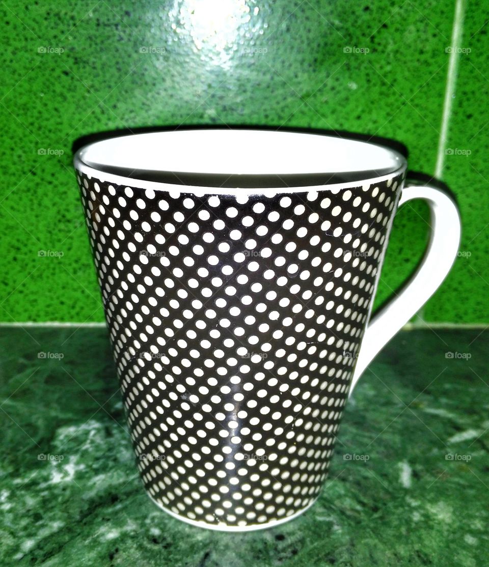 dotted mug