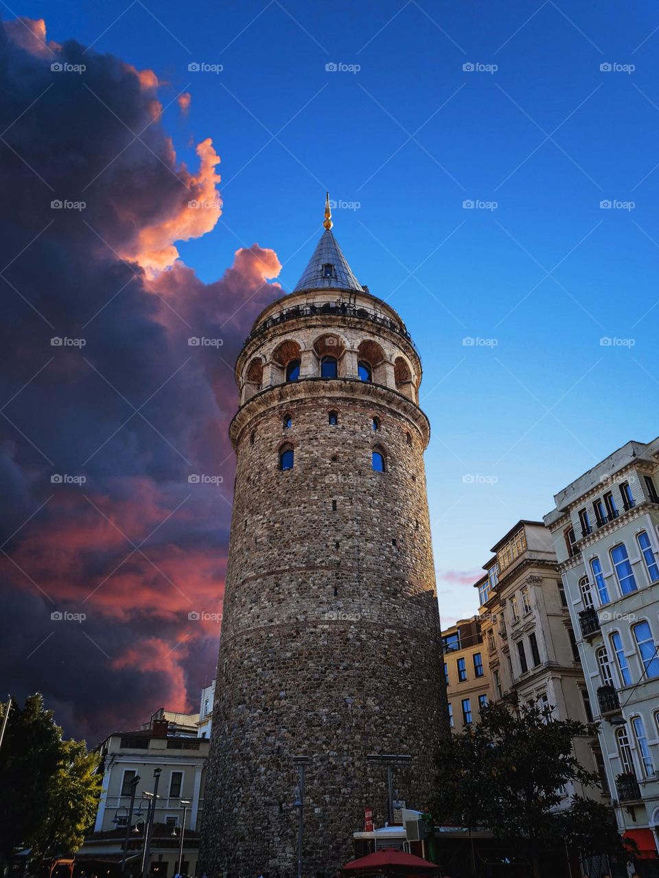 Dare to be different.  Each color in this photo will be experienced differently by each of us.  How beautiful life is.  Is it?