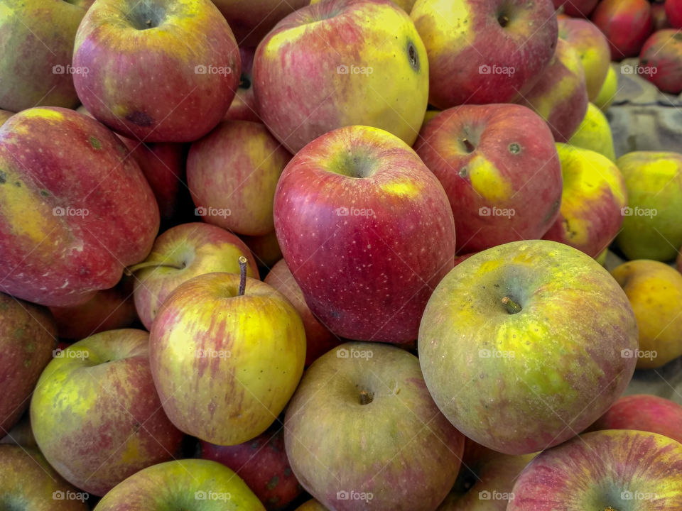 Delicious Apples