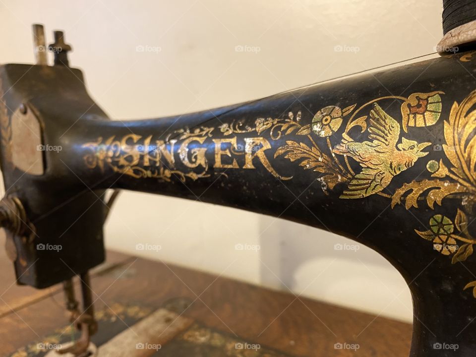 1907 Singer Sewing Machine