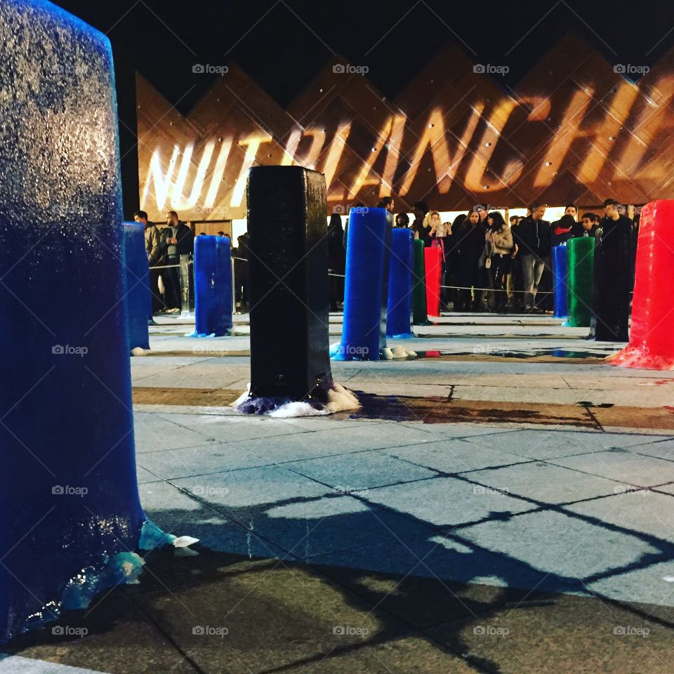 La nuit blanche de Paris, with colorful ice cubes