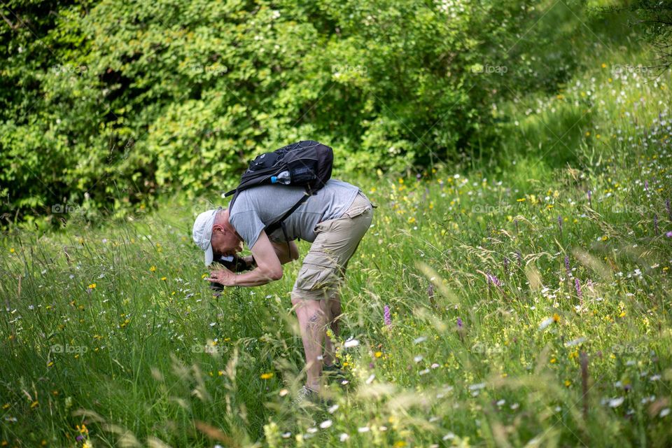 Man taking pictures